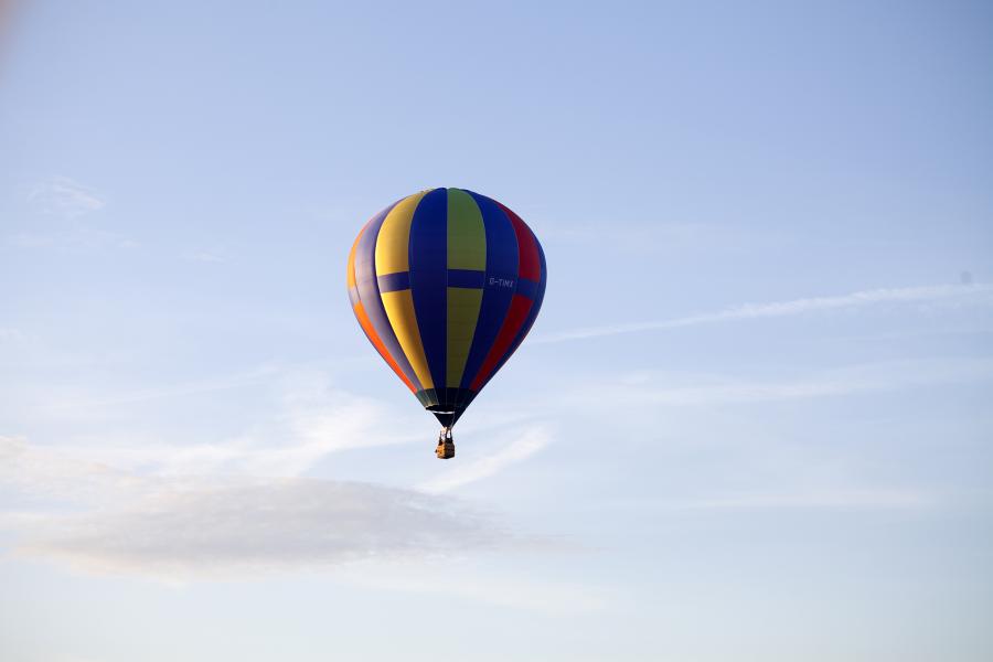 Hot air baloon