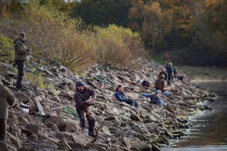 People fishing