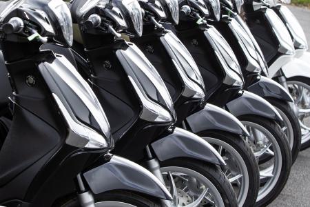 Bikes facing right