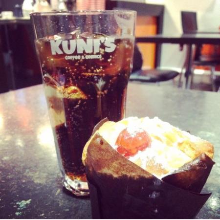 Kuni's coke and cupcake