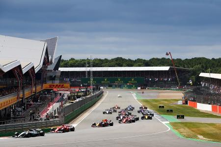 Formula 1 Cars at the start of race
