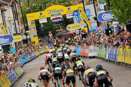 Women's tour finish line